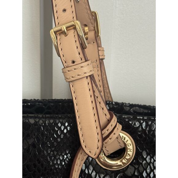 EUC Michael Kors Shiny Black Leather Snakeskin Shoulder Bag Gold Lining - Picture 4 of 16